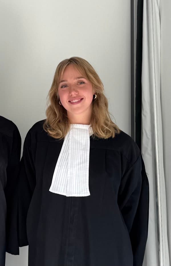 Annika, Rechten