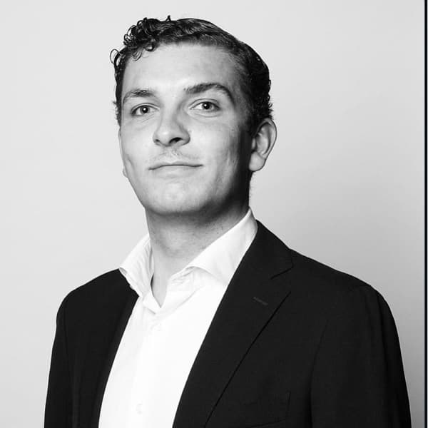Hugo, Sales Marketing
